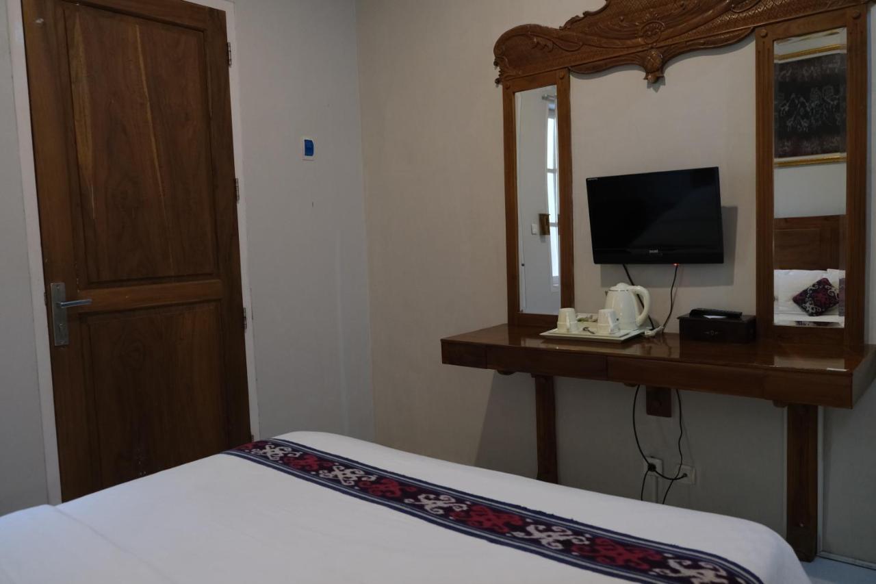 Nusantara Hotel Syariah Джепара Екстер'єр фото